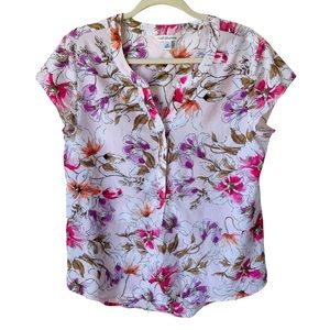 Croft & Barrow Medium Short Sleeve V Neck Floral Top